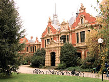 墨尔本大学